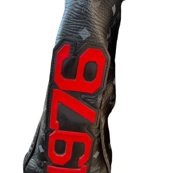 MCM lion tote / LIMITED EDITION - Picture 2 of 12